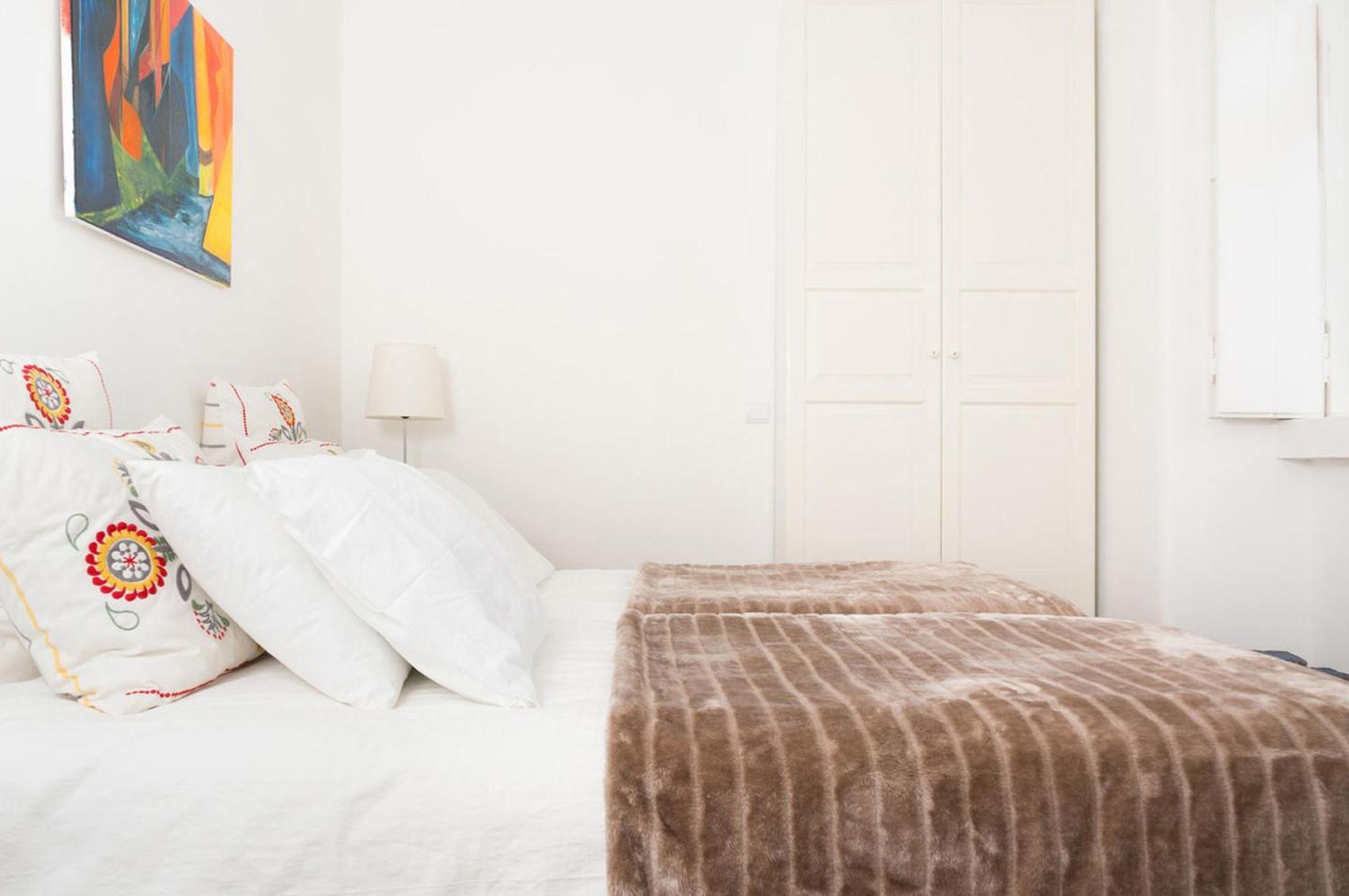 Stylish Lisbon Apartment In Alfama Экстерьер фото